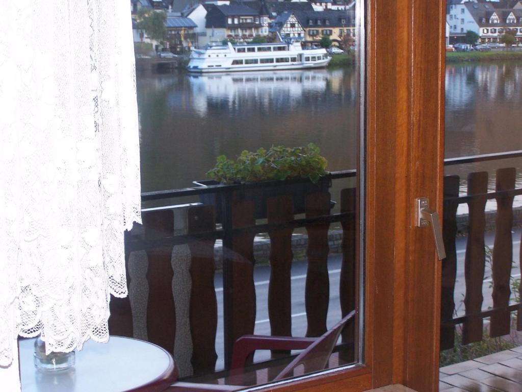 Hotel Panoramacafe Kattenes Buitenkant foto